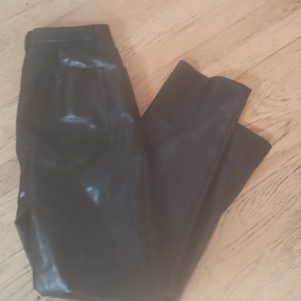 WILFRED LADIES WOMENS 12 BLACK LEATHER LIKE PANTS PARTY EXC SHAPE $120 SPRING - Picture 2 of 5